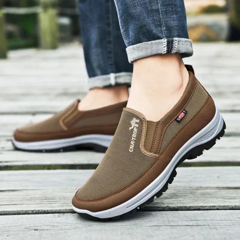 Tênis Ortopédico ConfortWalk - IAC OFERTAS